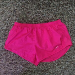Nike Women Shorts Medium Pink Athletic Workout Lightweight Runner Soccer
